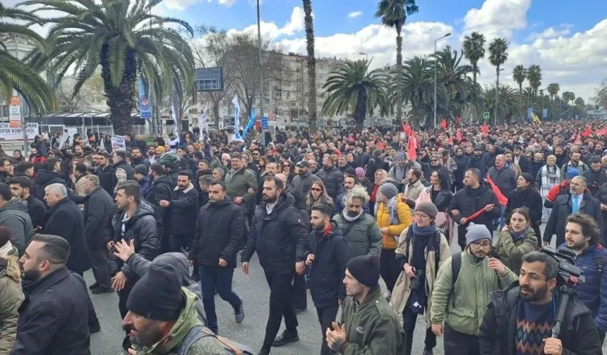 Yurttaşlar Saraçhane'ye akın ediyor!