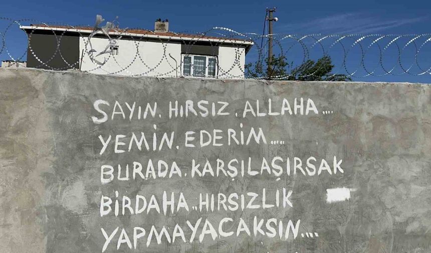 Evine giren hırsıza: 'Sayın hırsız' diye cevap verdi...
