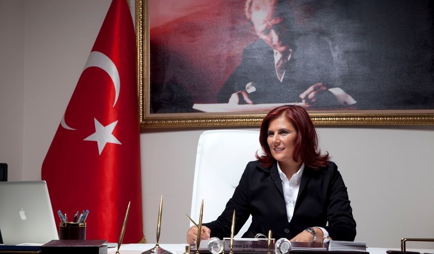 Özlem Çerçioğlu: Aydınlık yarınlar inşa etmek sorumluluğumuzdur