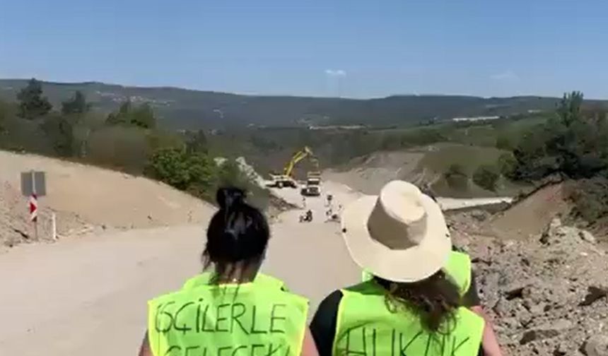 İşten atılan 6 kadın Ankara'ya yürüyor