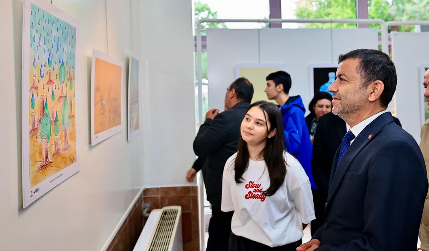 Karikatürlerle suya ve çevreye dikkat çektiler