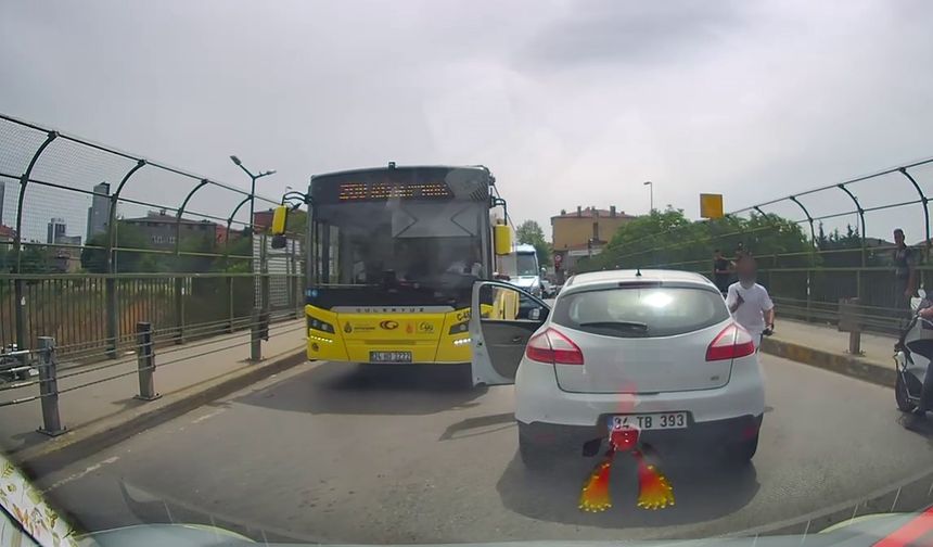 Ataşehir’de trafikte tartıştığı bıçaklı saldırgana yangın tüpüyle müdahale etti