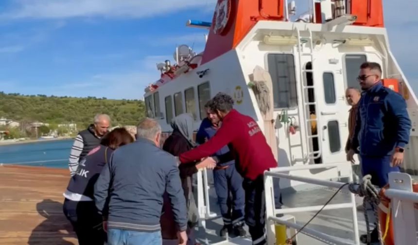 Erdek’te fırtınaya rağmen hasta tahliyesi gerçekleştirildi