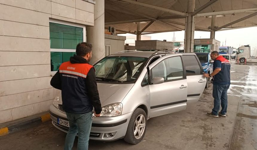 Kapıkule’de 33 ton kaçak sülük ele geçirildi