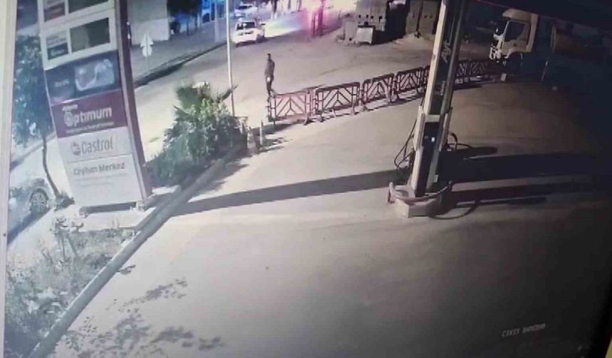 Sokakta karşılaştığı eski kocasını tabancayla vurdu... O anlar kamerada