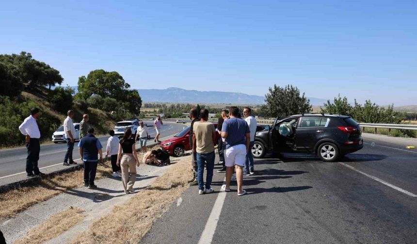 Tankerden dökülen balık yağı karayolunu savaş alanına çevirdi
