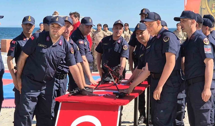 Yemin töreninde komandolardan nefes kesen gösteriler