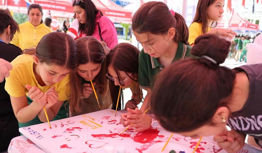 Menteşe’de “Aynı Güneşin Altında” buluştular