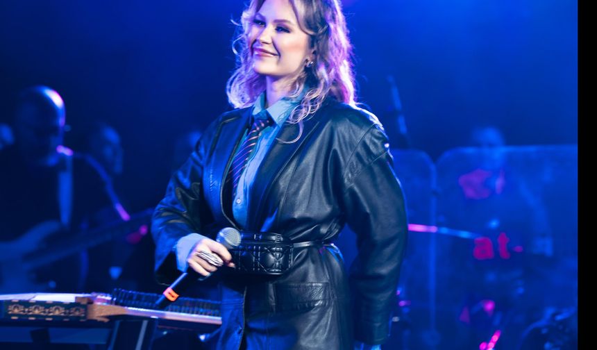 İzmirli müzisyen Akın, müzik listelerinde güçlü bir çıkış yakaladı
