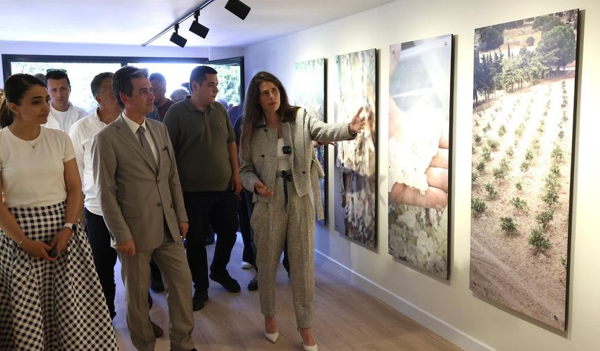 Çeşme’de 'Park Sakız Alaçatı & Sakız Yolculuğu Sergi Salonu' açıldı!