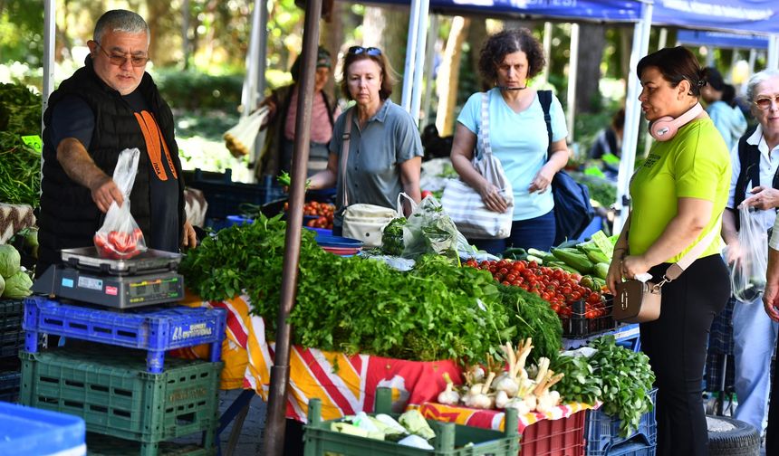 İzmir’de Dünya Çiftçiler Günü coşkusu
