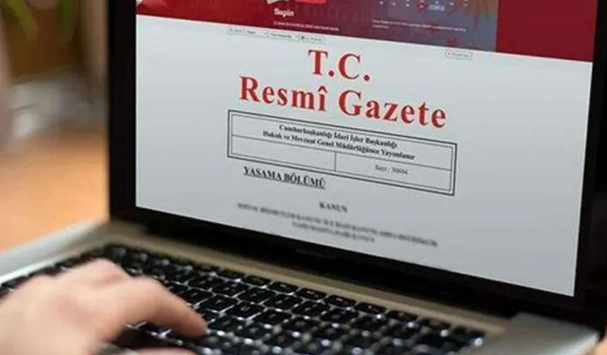 Cumhurbaşkanı Erdoğan imzaladı... 8 üniversitede 9 bölüm kapatıldı