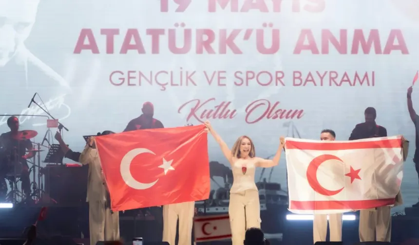Ziynet Sali, 19 Mayıs’ta gençlik coşkusunu sahneye taşıdı