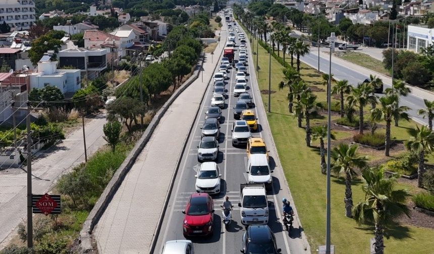 Kuşadası Kurban Bayramı'nda tatilcilerin akınına uğradı