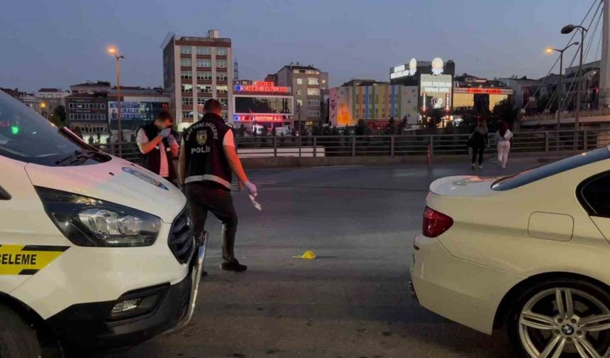 Başakşehir’de alışveriş merkezi önünde silahlı saldırı: 1 yaralı