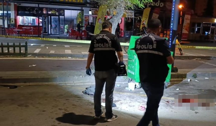 Kahramanmaraş’ta iki grubun silahlı ve bıçaklı kavga anı kamerada: 1 ölü, 1 yaralı