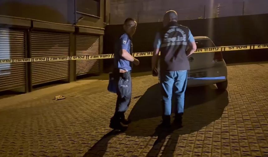 Kendisine beyzbol sopası ile saldıran kişiyi silahla yaraladı
