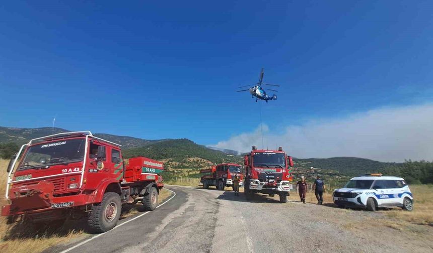 Kepsut’taki 2 ayrı orman yangınında soğutma çalışmaları sürüyor, 5 kişi gözaltında