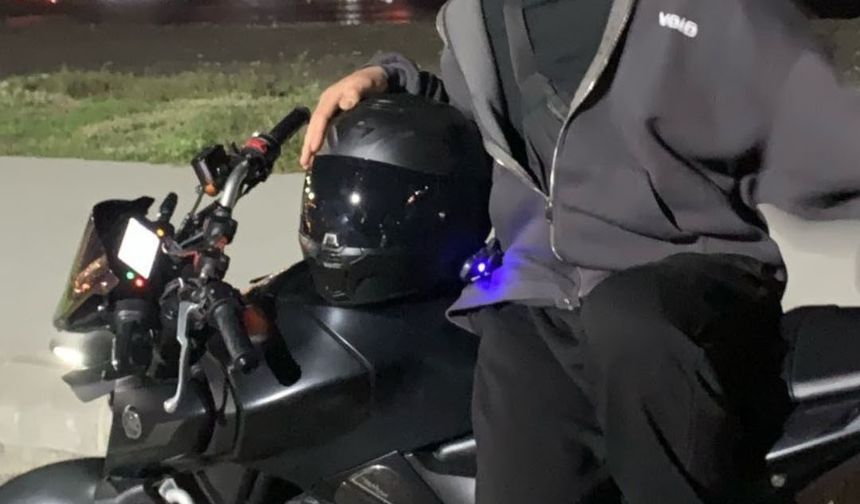 Otomobil tali yola dönmek isterken motosikletle çarpıştı: 2 ölü