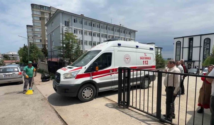 Samsun’da okulda zehirlenme şüphesi: 4 öğrenci hastaneye kaldırıldı