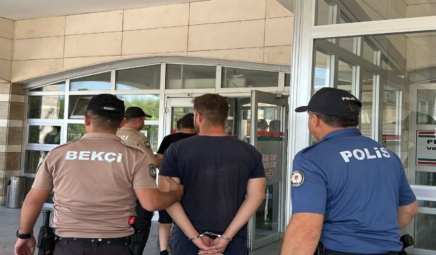 İki kişinin hayatını kaybettiği toprak kayması olayında 2 kişi tutuklandı