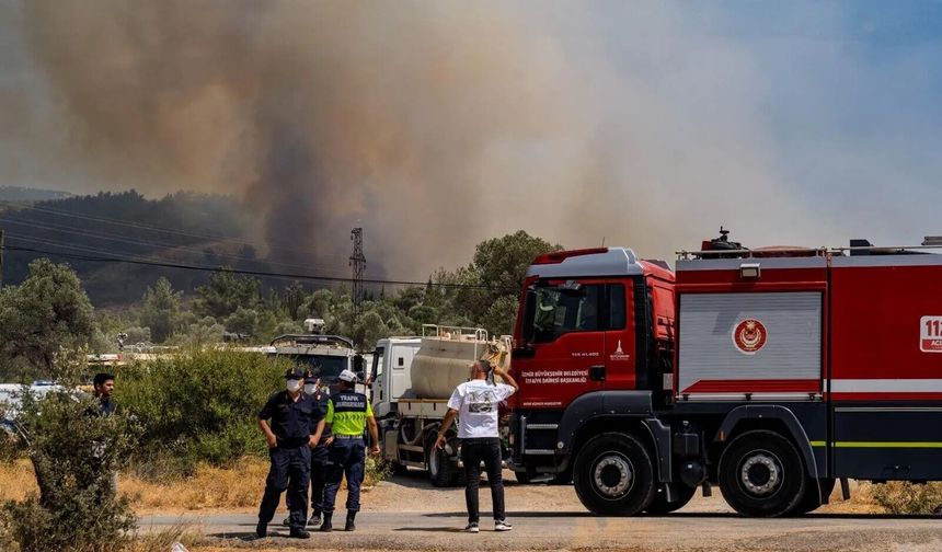 Kastamonu'da ev yangını ormana sıçradı