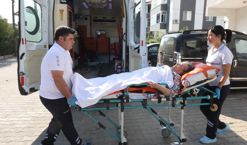 10 yıldır felçli olan annesi için Büyükşehir seferber oldu