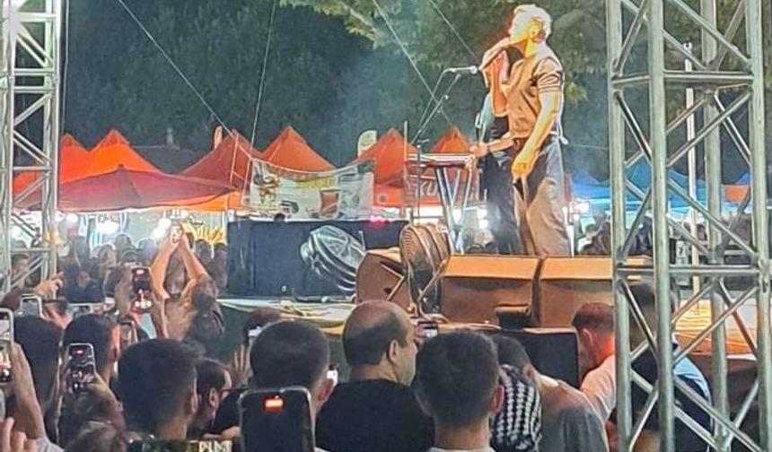 Simav’da Zakkum Konseriyle Büyük Coşku