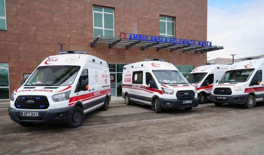Üzerine dolap devrilen küçük kız hayatını kaybetti