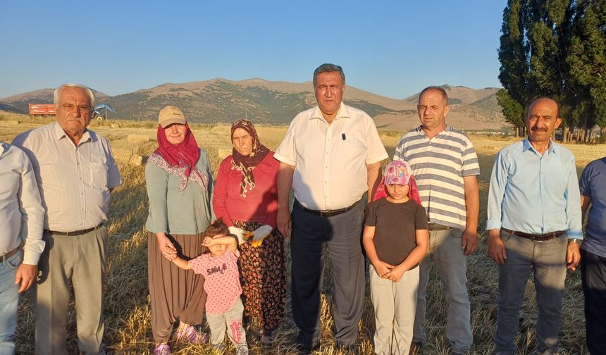 CHP'li Gürer: 61 yaşındayım sıfır ayakkabı giyemedim