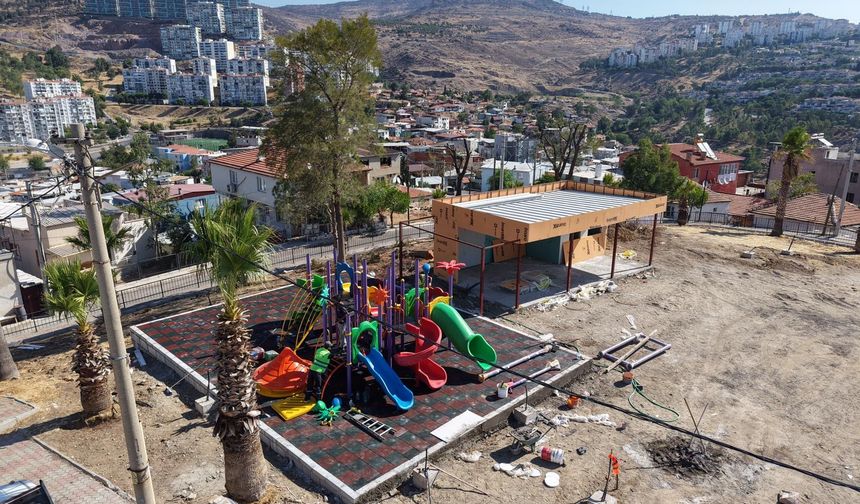 Çiğli’de sokaklar yenileniyor, parklar güzelleşiyor