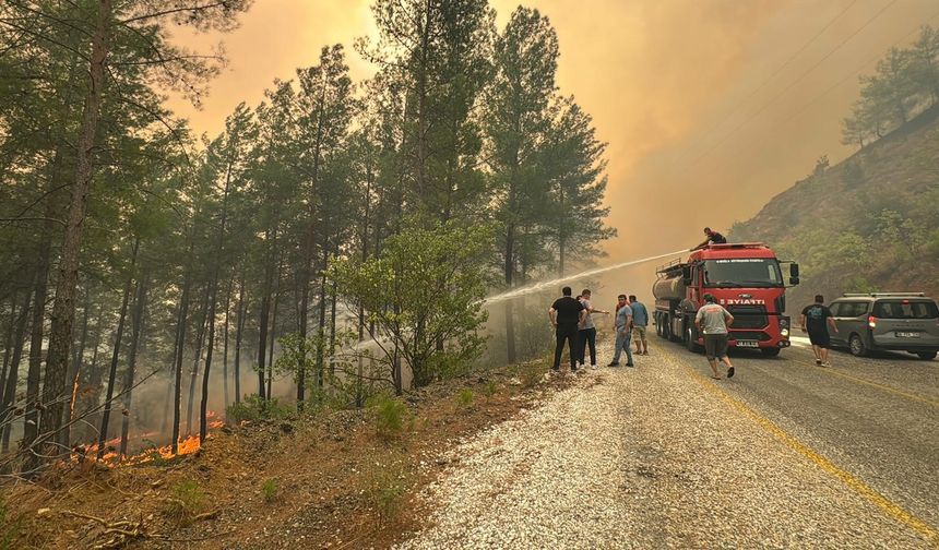 Köyceğiz’de 108 ev tahliye edildi