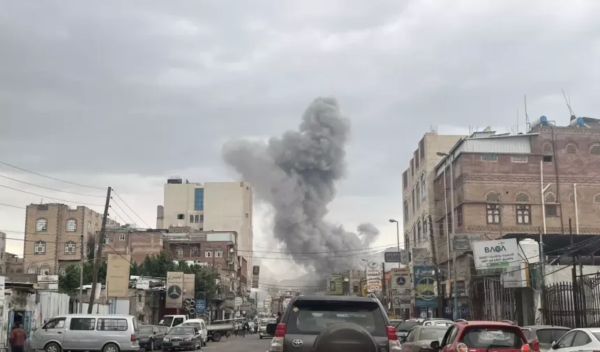 İsrail'in Yemen'e Düzenlediği Hava Saldırısında 35 Ölü