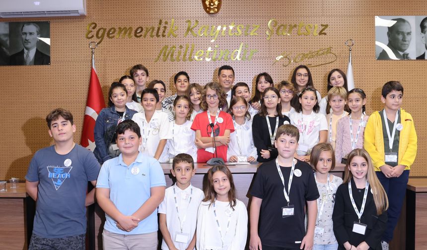 Marmaris Belediyesi'nde Çocuk Meclisi kuruldu