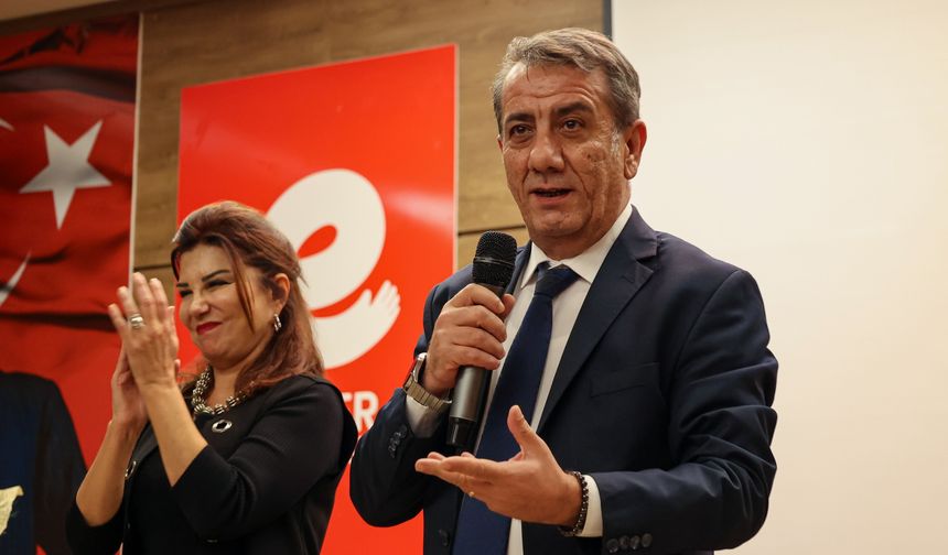 Efeler'de "İlham Veren Cumhuriyet Neferleri" söyleşisi düzenlendi