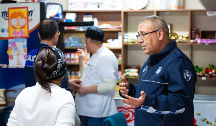 Narlıdere'de okul kantinleri sık sık denetleniyor