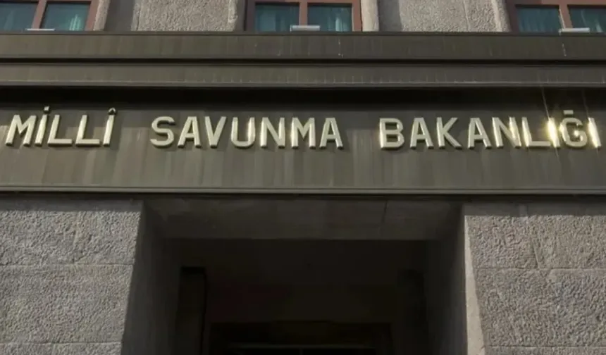 “MSB: Üçlü zirve Türkiye için tehdit değil”