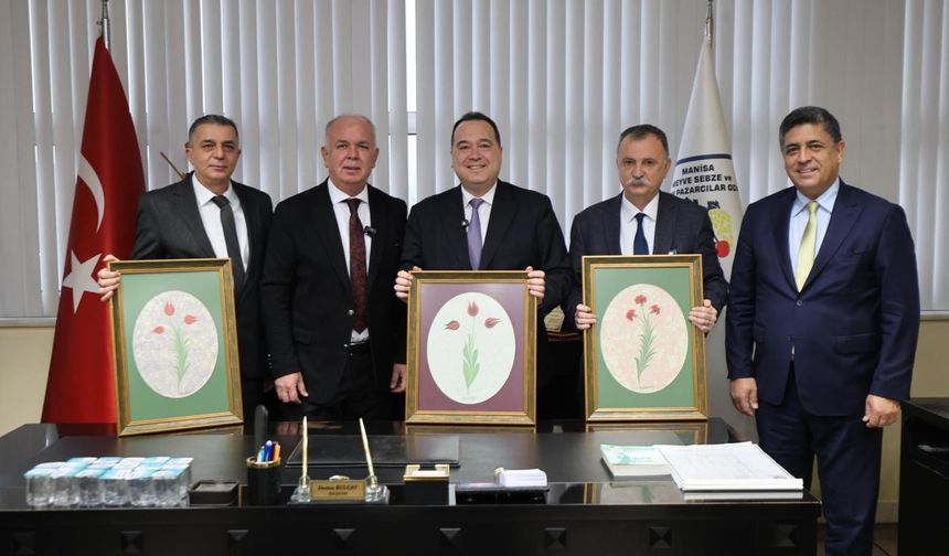 Başkan Dutlulu Pazarcılar Odası’na müjdelerle gitti