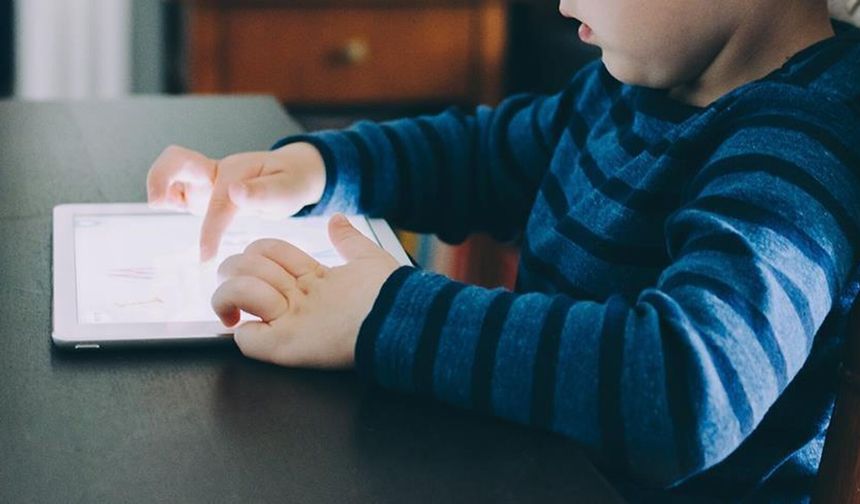 15 yaş altına sosyal medya yasağı geliyor!