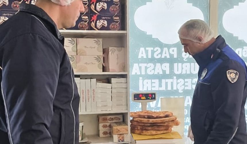 Efeler'in ekiplerinden sağlıklı gıda denetimi