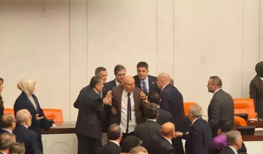 Gürlek’in Yemini Öncesi Meclis’te Gerilim