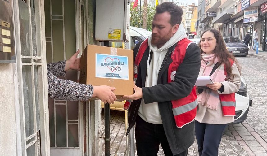 Başkan Yetişkin vatandaşların sofralarına umut oluyor