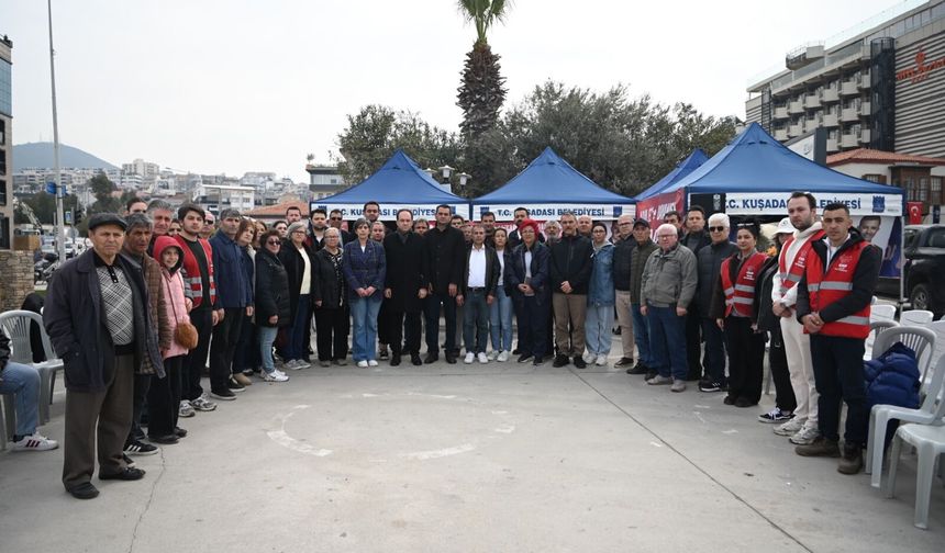 Başkan ömer günel’e bir destek de pazarcı esnafından