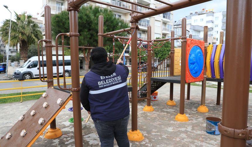 Efeler'in parkları daha güvenli daha konforlu