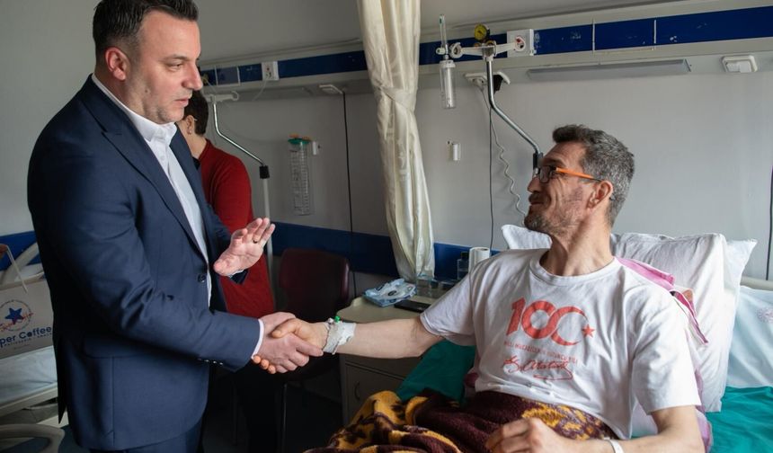 Demirtaş'tan belediye personeline geçmiş olsun ziyareti