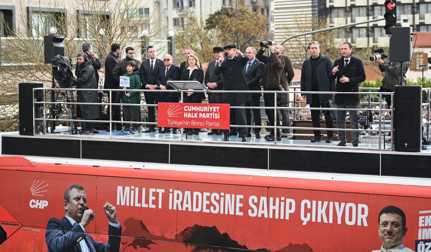 Özel’den Kuşadası’nda Erdoğan’a çağrı