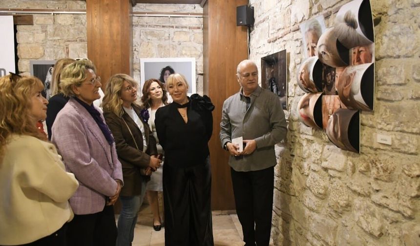 Kuşadası’nda 8 Mart’a özel fotoğraf sergisi