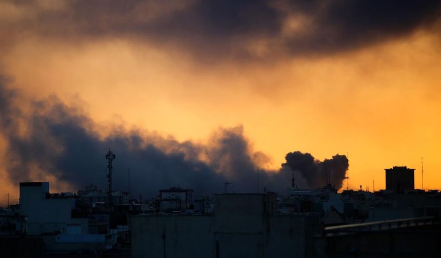 Tahran'ın elektriğinin kesildiği iddia edildi