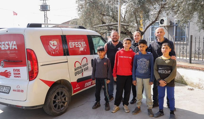 Başkan Yetişkin çocukların bayram heyecanına ortak oldu