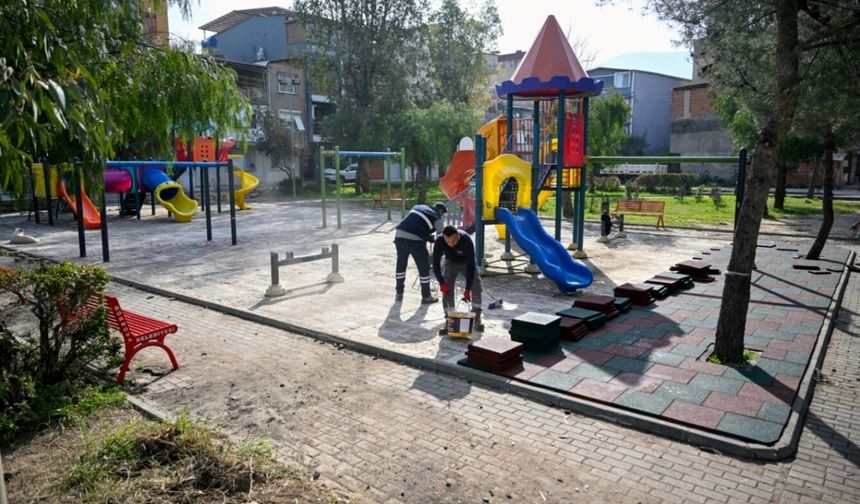 Bornova'da parklar bahara hazırlanıyor